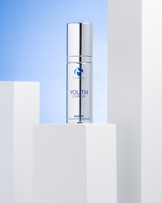 iS Clinical Youth Complex | Anti-Ageing Treatment | 30g